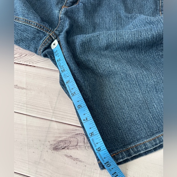 Faded Glory Women’s Denim Jorts - Size 10
Summer Casual Vacation Retro Career - Picture 4 of 5